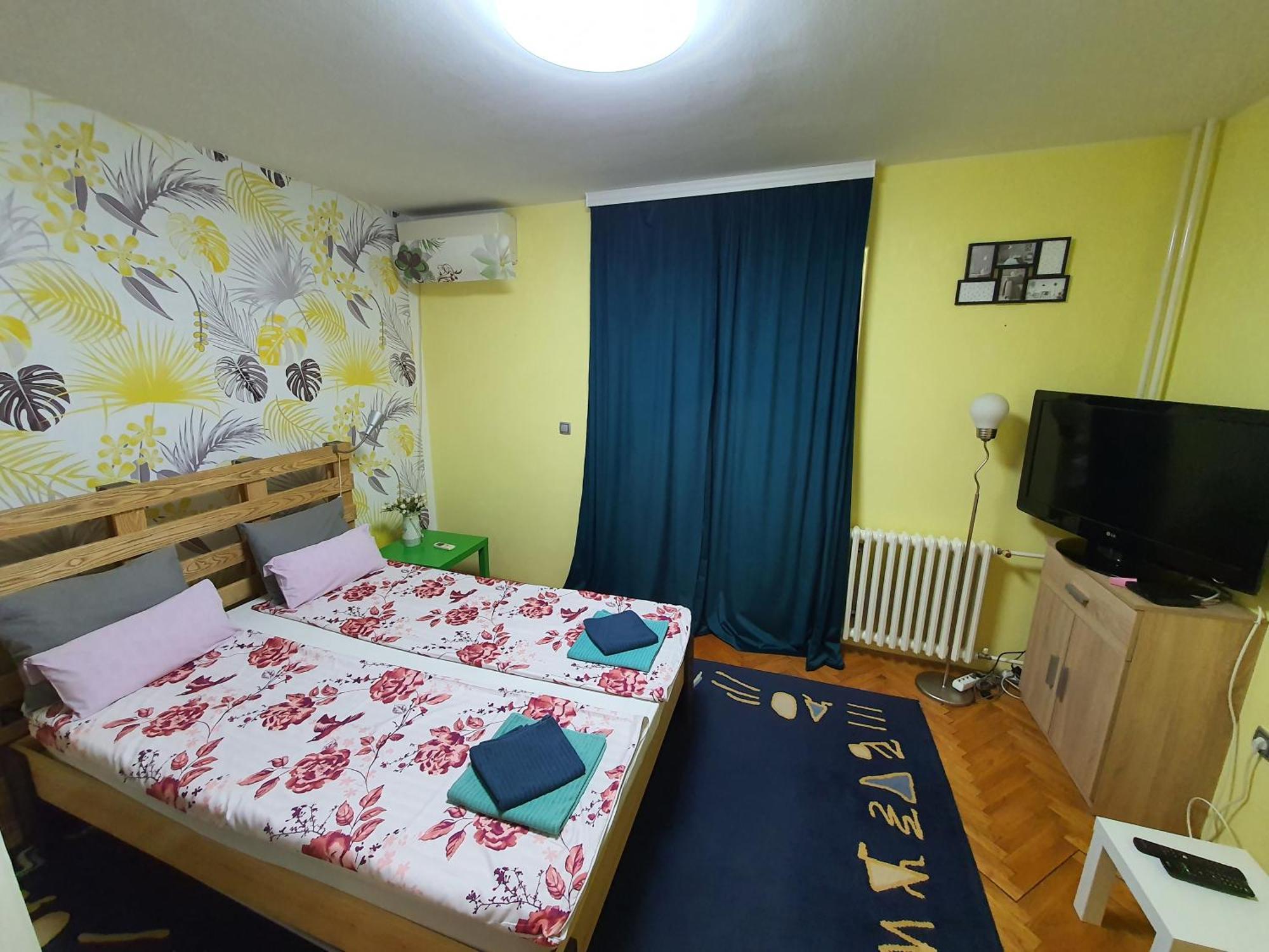 Apartman Yellow House Apartment Novi Sad Room photo